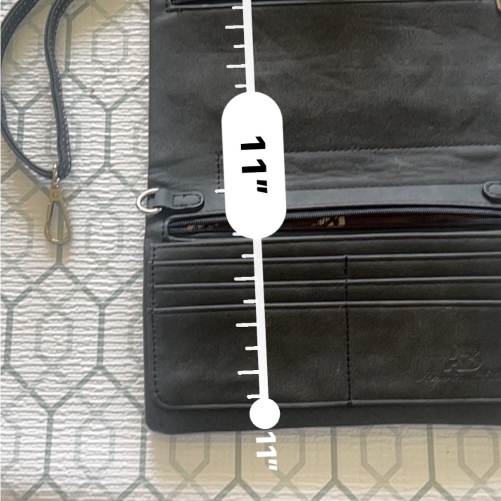 American Bling Black Studded Clutch Wristlet - Picture 7 of 8